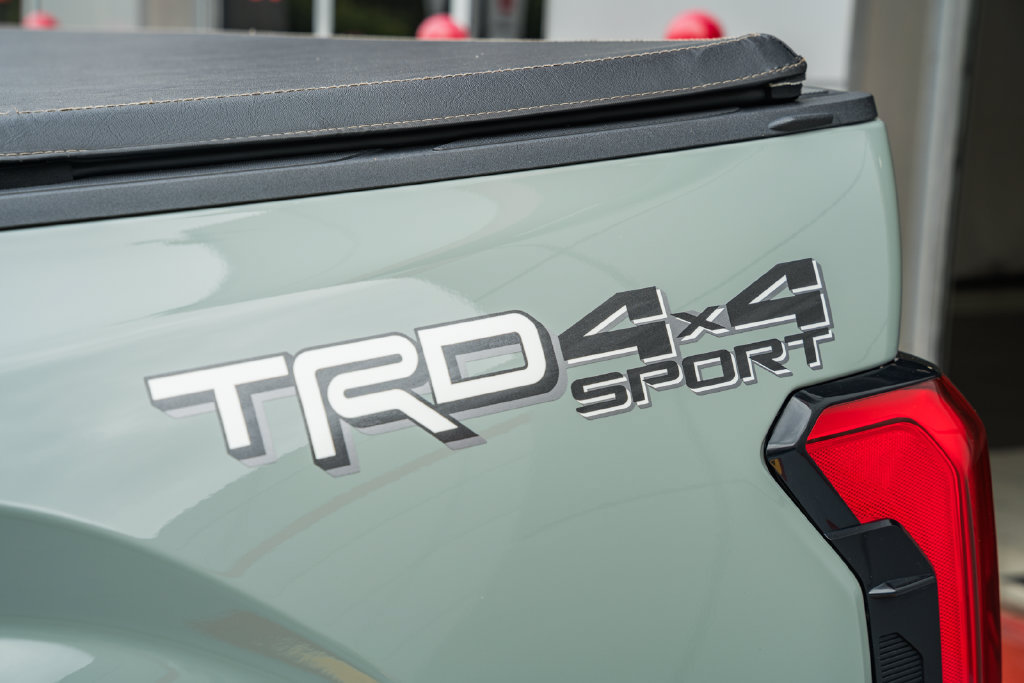 Used 2024 Toyota Tundra SR5 w/ TRD Sport Premium Package AWD/4WD image 20