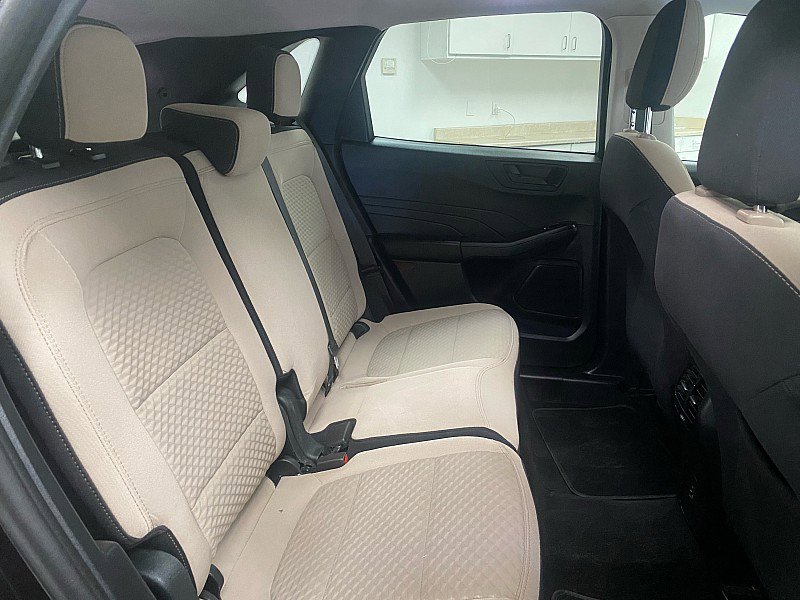 Used 2022 Ford Escape SE image 20