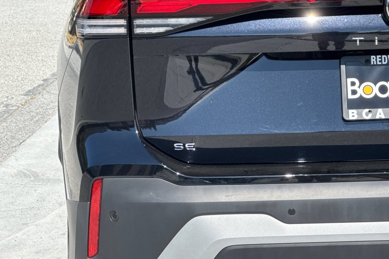 New 2025 Volkswagen Tiguan SE AWD/4WD image 26