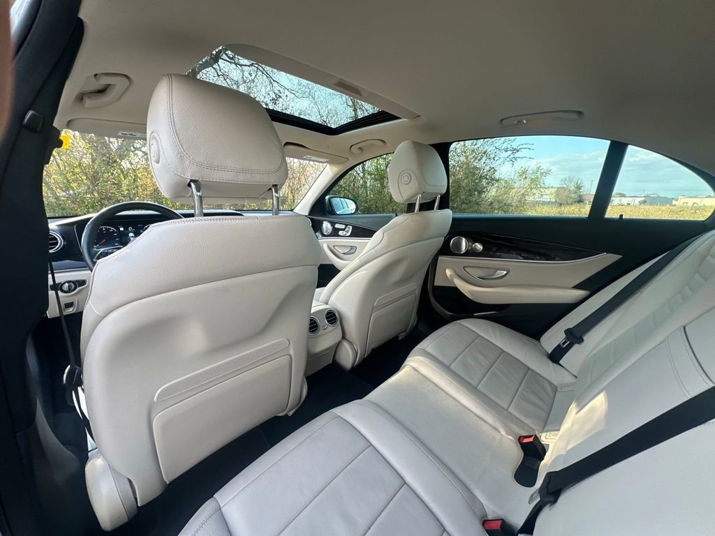 Used 2021 Mercedes-Benz E 450 E 450 image 19