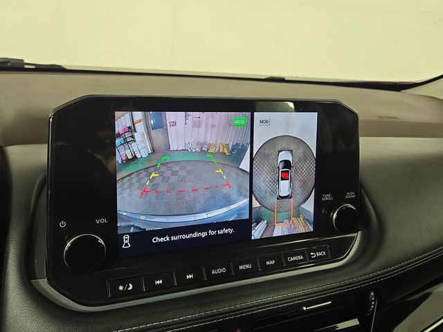 Used 2023 Nissan Rogue SL w/ SL Premium Package image 19