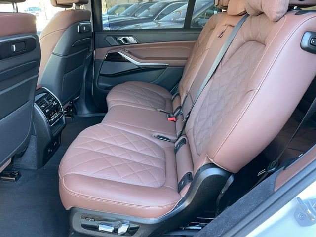 Used 2026 BMW X7 xDrive40i w/ Premium Package image 7