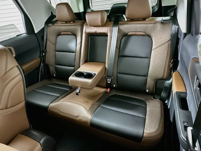 Used 2025 Ford Bronco Sport Outer Banks w/ Outer Banks Tech Package+ AWD/4WD image 11