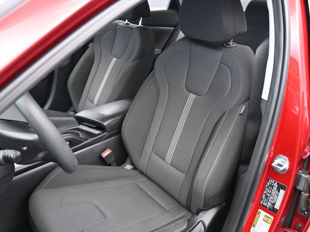 Used 2024 Hyundai Elantra SE FWD image 10
