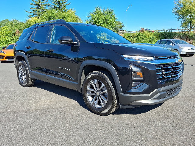 Used 2025 Chevrolet Equinox LT w/ Convenience Package II AWD/4WD image 1