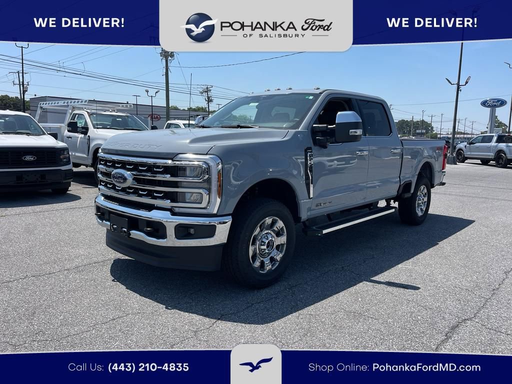 New 2025 Ford F250 Lariat w/ Chrome Package