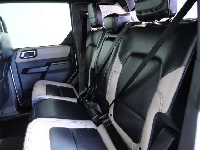 Used 2024 Ford Bronco Wildtrak AWD/4WD image 15