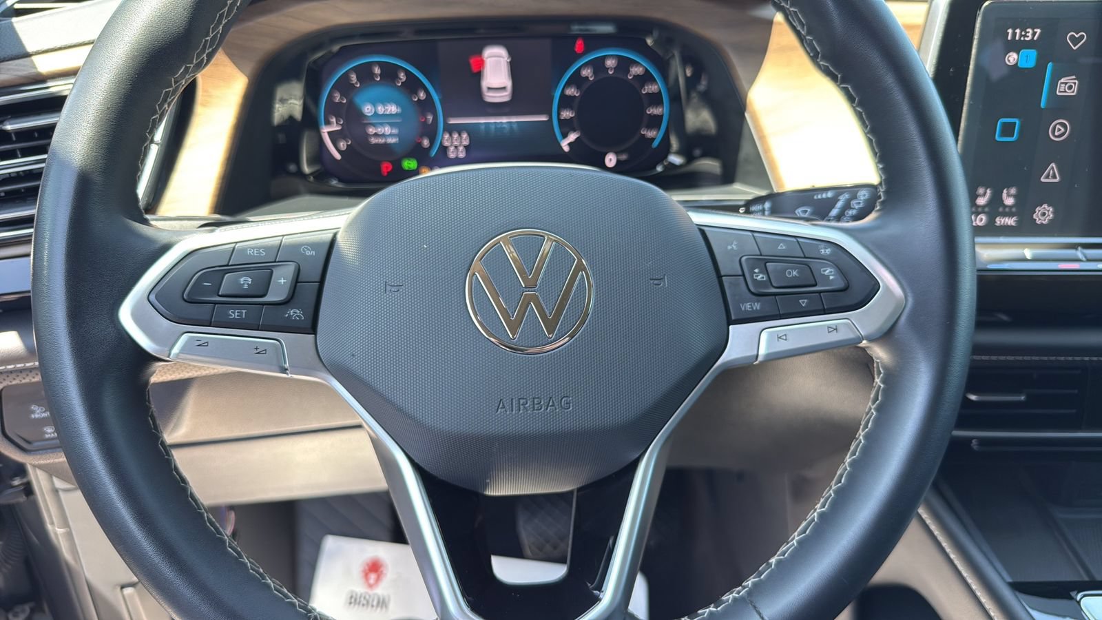 Used 2024 Volkswagen Atlas SE FWD image 14