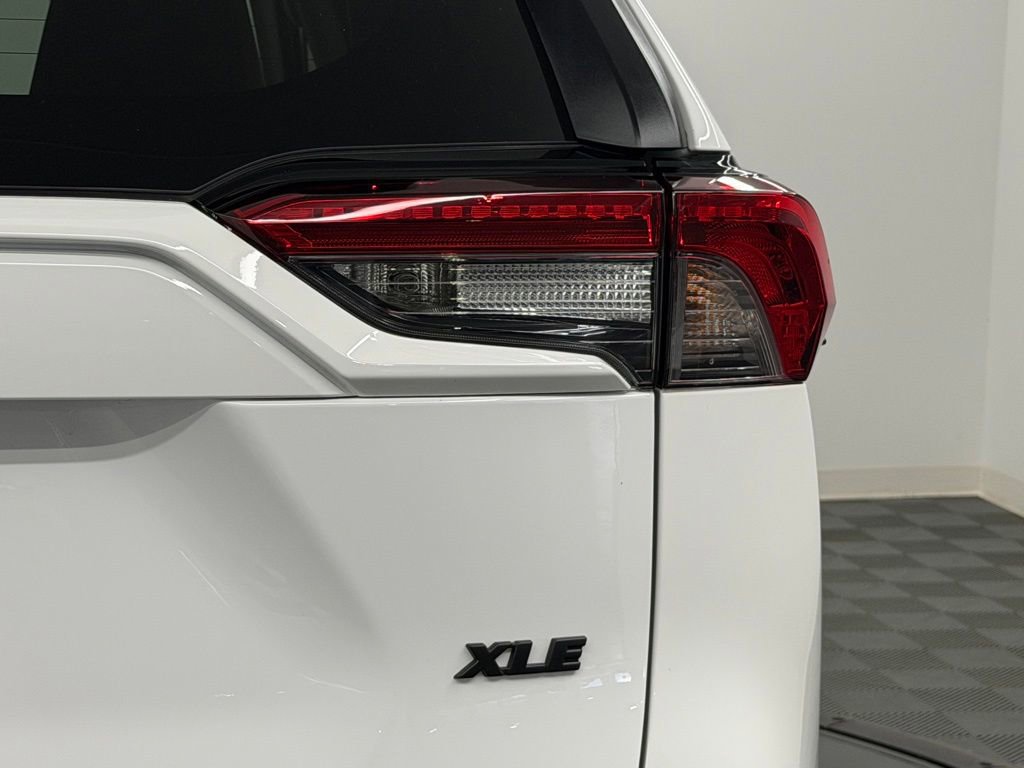 Certified 2025 Toyota RAV4 XLE w/ Convenience Package FWD image 14