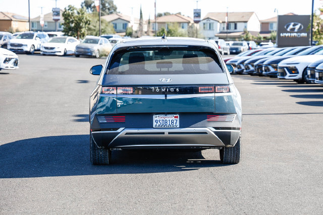 Certified 2024 Hyundai Ioniq 5 SEL RWD image 4