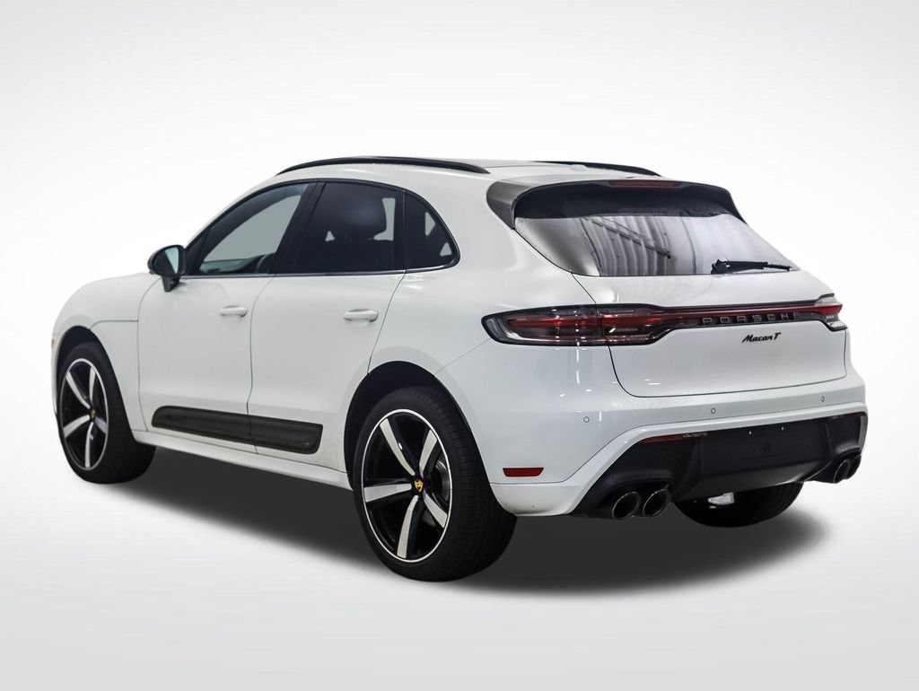Used 2023 Porsche Macan AWD/4WD image 3