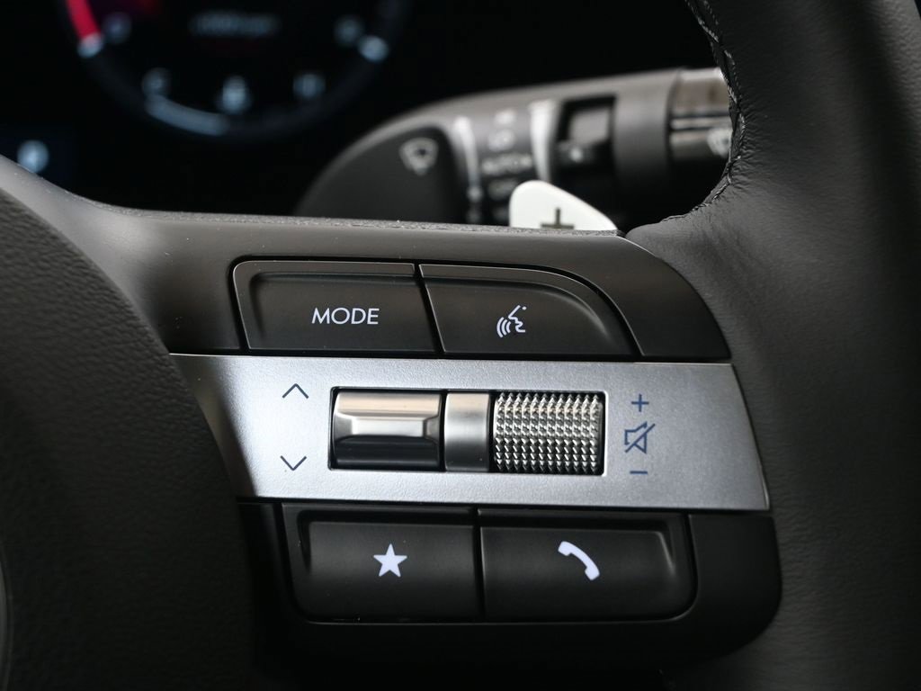 Certified 2025 Hyundai Santa Cruz Limited image 28