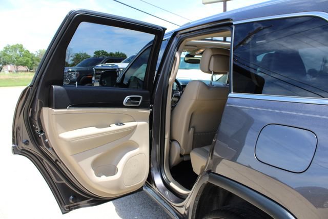 Used 2020 Jeep Grand Cherokee Limited RWD image 39
