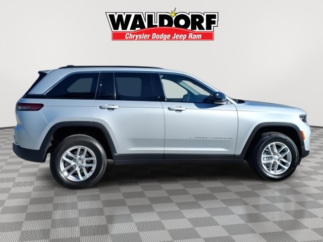 New 2025 Jeep Grand Cherokee Laredo X w/ Luxury Tech Group I image 2