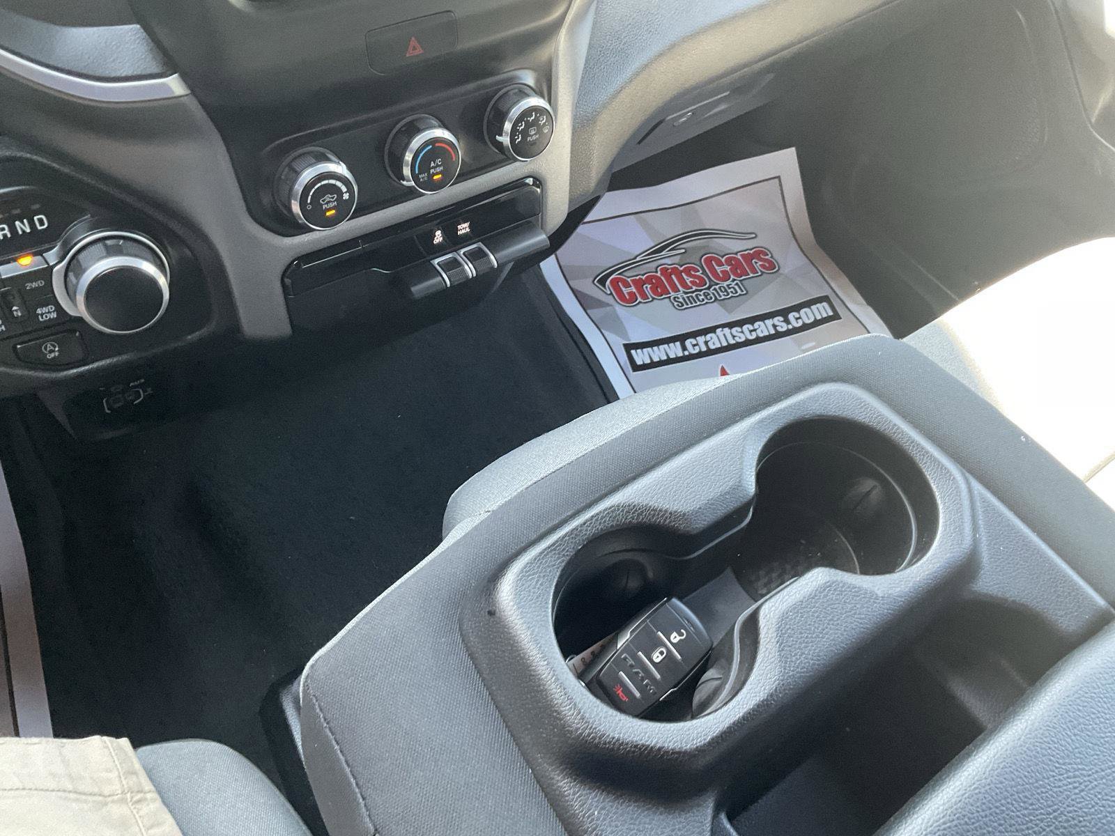 Used 2022 RAM 1500 Big Horn AWD/4WD image 18