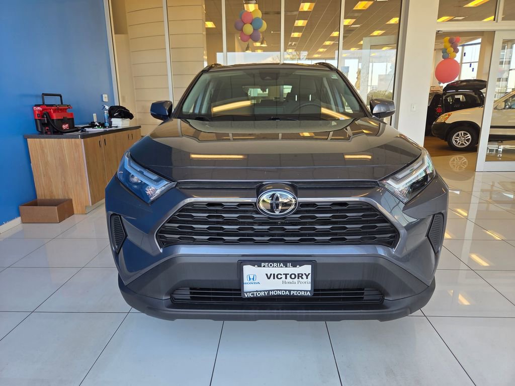 Used 2025 Toyota RAV4 XLE image 2