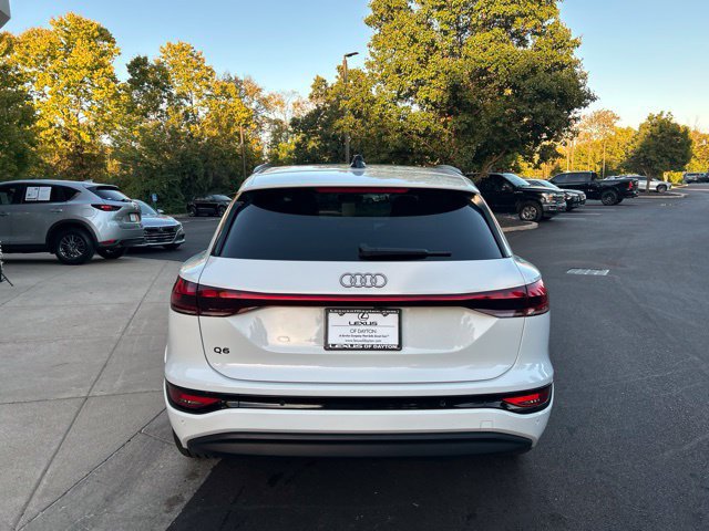 Used 2025 Audi Q6 e-tron Premium Plus AWD/4WD image 6