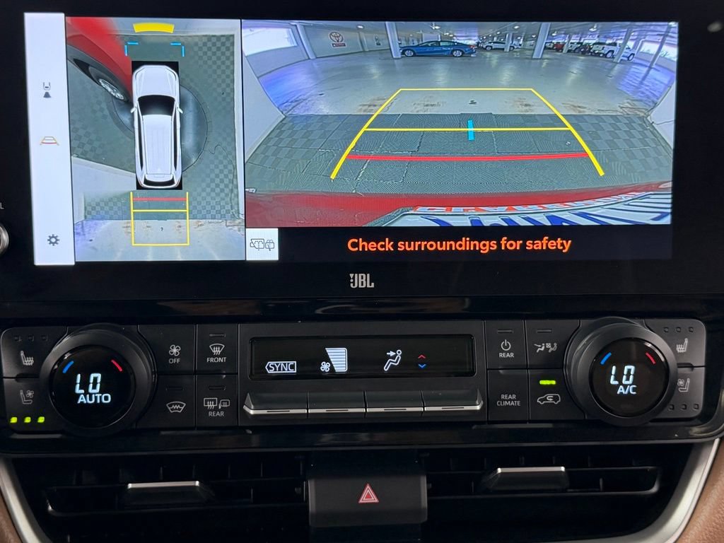 Certified 2024 Toyota Grand Highlander AWD image 34