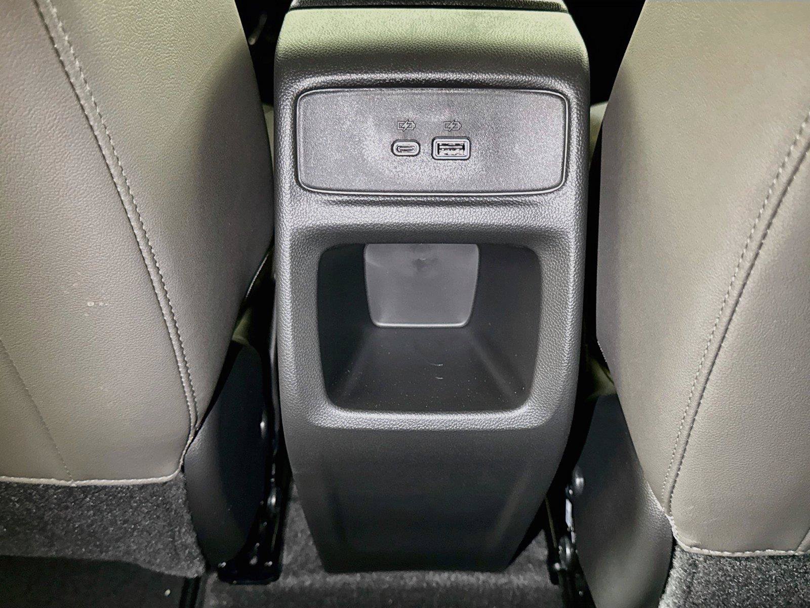 New 2026 Chevrolet Trax ACTIV w/ Sunroof Package FWD image 13