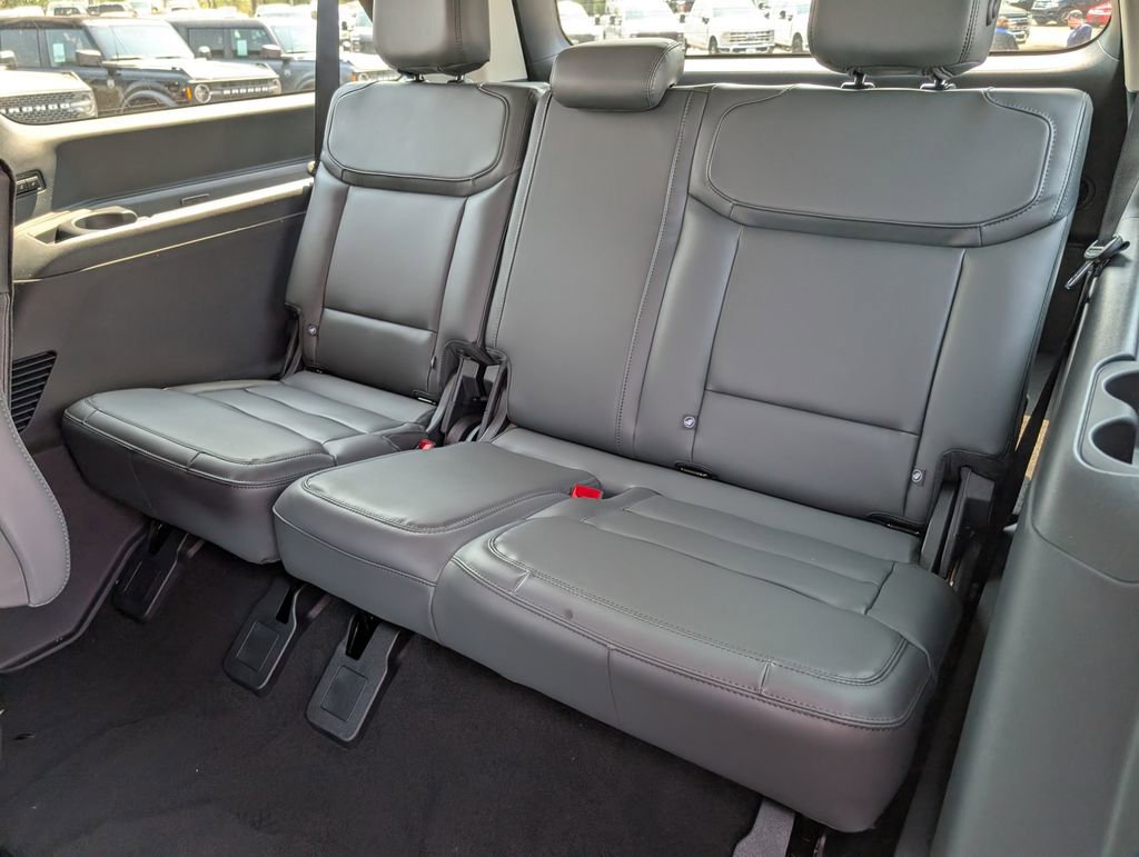 New 2026 Ford Expedition Max Active AWD/4WD image 7