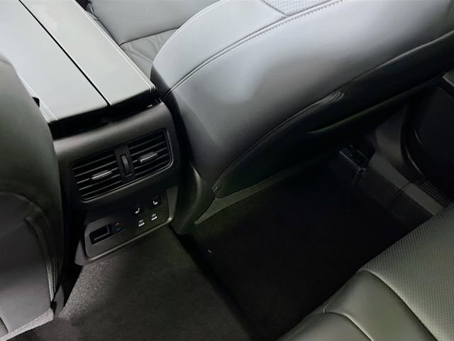 New 2025 Nissan Rogue Platinum w/ Platinum Premium Package image 24