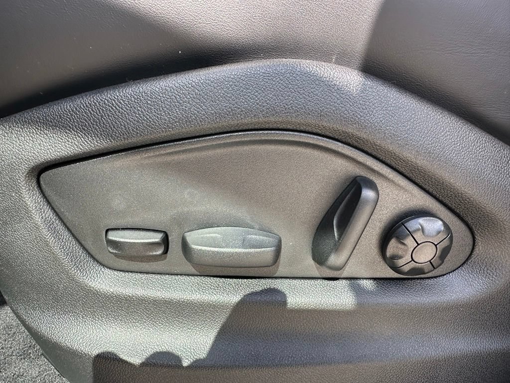 Used 2026 Porsche Cayenne E-Hybrid AWD/4WD image 23