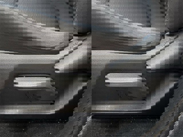 Used 2019 Toyota RAV4 LE w/ Carpet Mat Package image 26