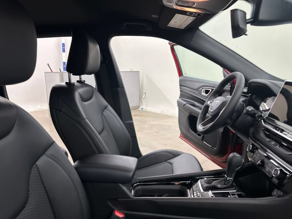 New 2026 Jeep Compass Latitude AWD/4WD image 21