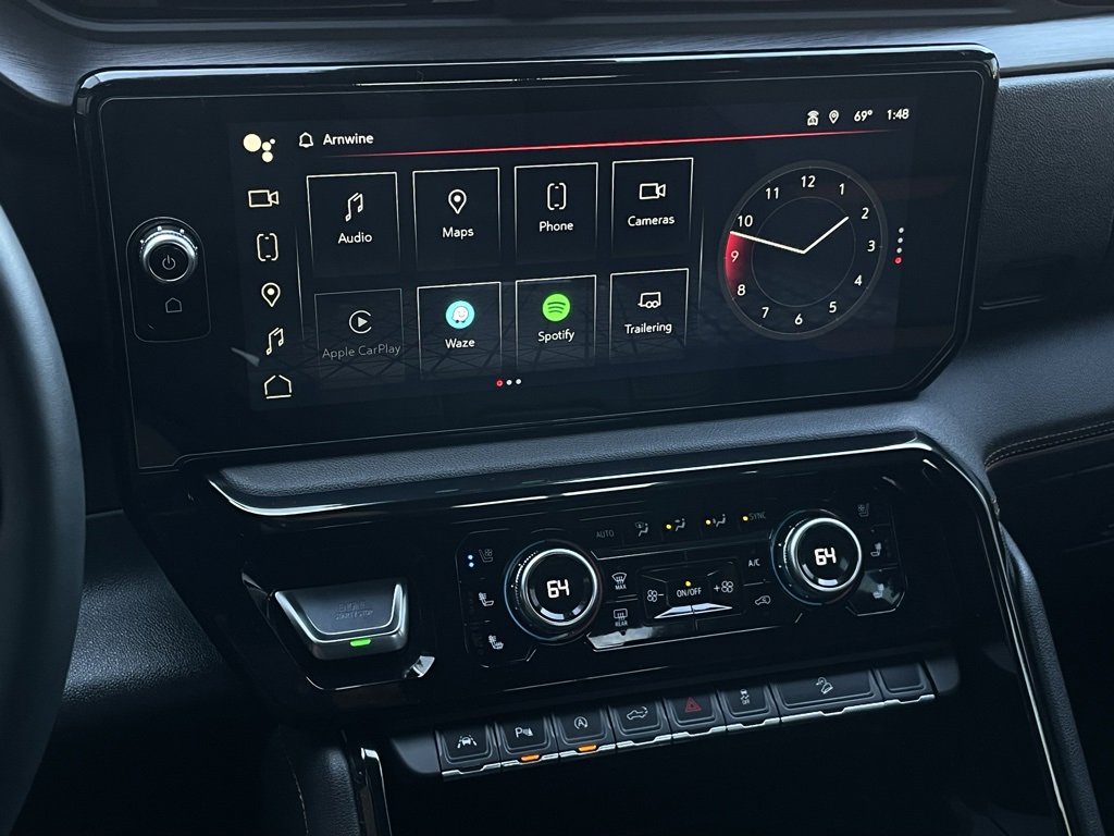 Used 2024 GMC Sierra 1500 AT4 w/ Technology Package image 17