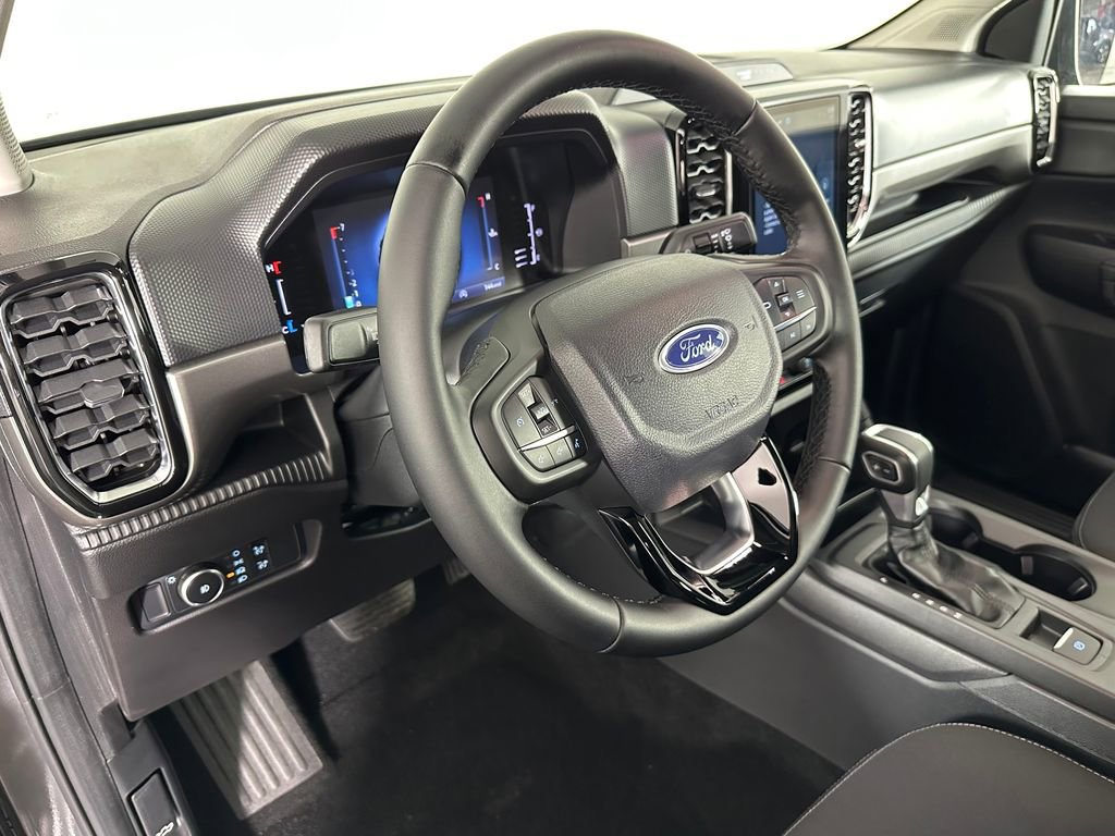 Used 2025 Ford Ranger XLT w/ Advanced Towing Package image 11