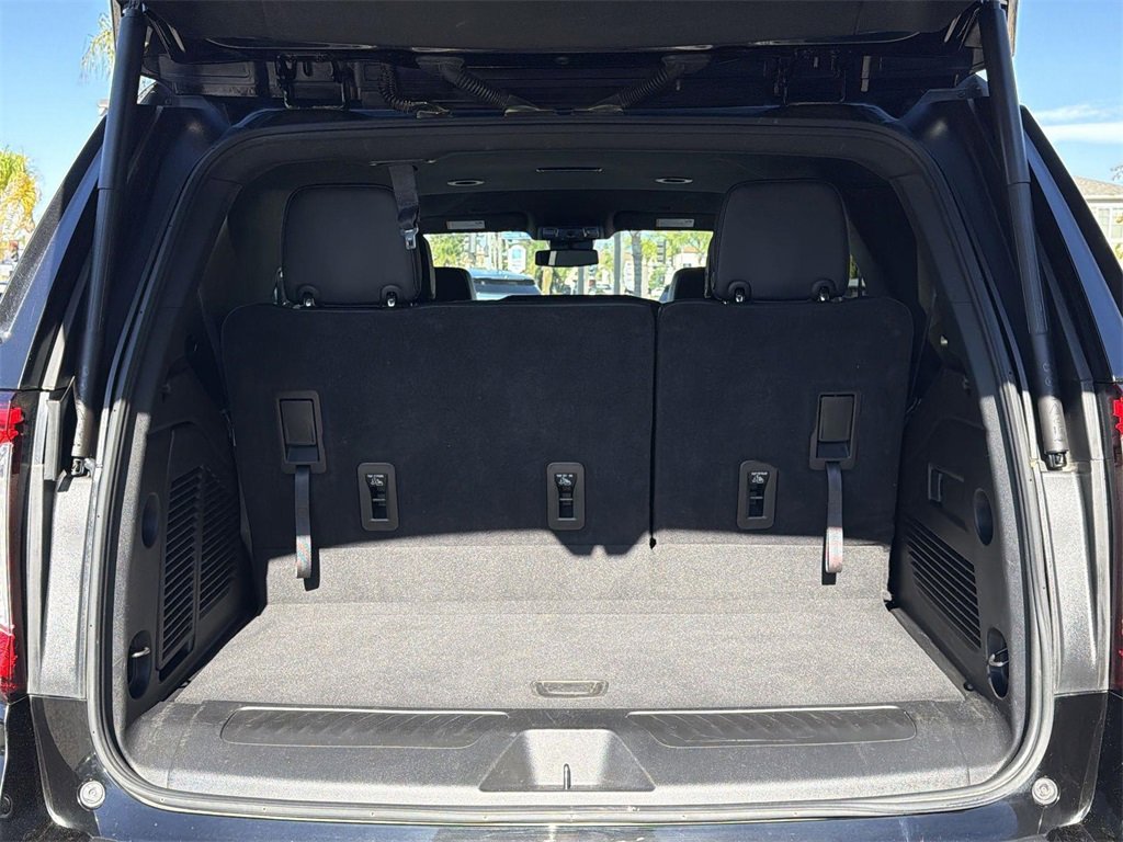 Used 2023 GMC Yukon SLT image 29
