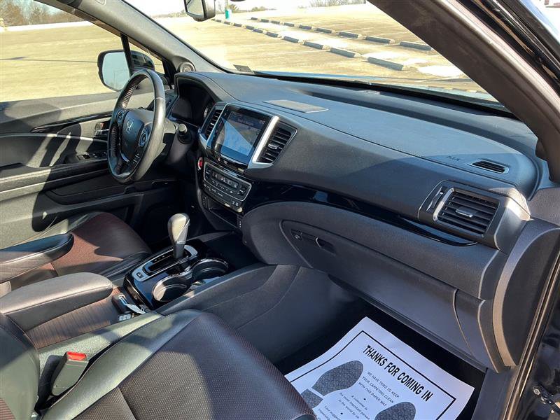 Used 2017 Honda Ridgeline Black Edition image 36