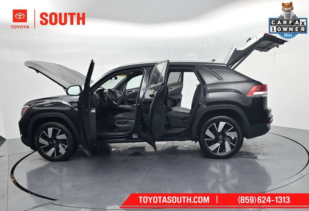 Used 2024 Volkswagen Atlas Cross Sport SE FWD image 67