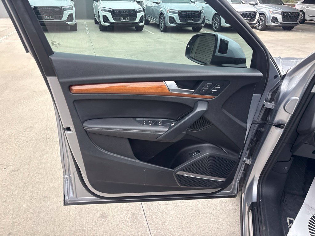 Used 2022 Audi Q5 2.0T Prestige w/ Prestige Package AWD/4WD image 10