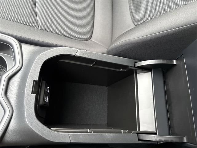 Certified 2025 Toyota RAV4 LE image 21