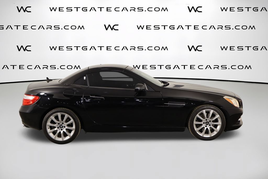 Used 2016 Mercedes-Benz SLK 300 image 36