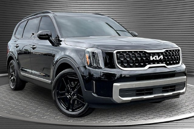 Used 2023 Kia Telluride EX X-Line AWD/4WD image 3