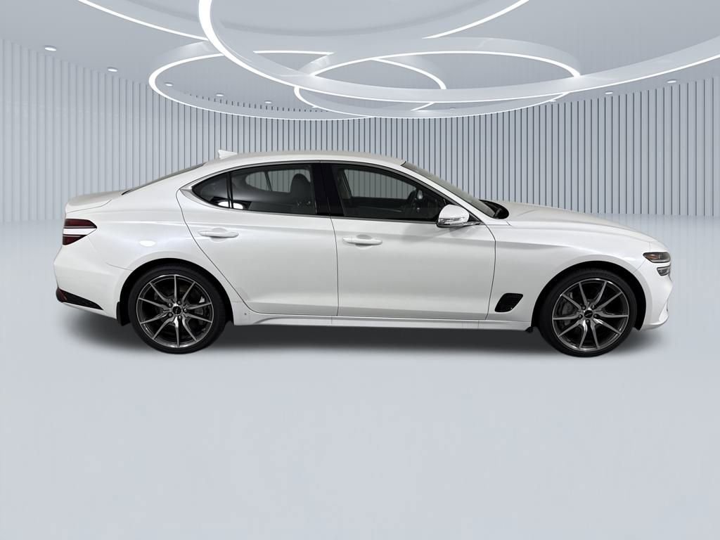 New 2025 Genesis G70 2.5T image 2