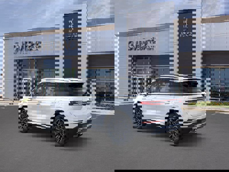 New 2026 Lincoln Corsair Reserve image 4