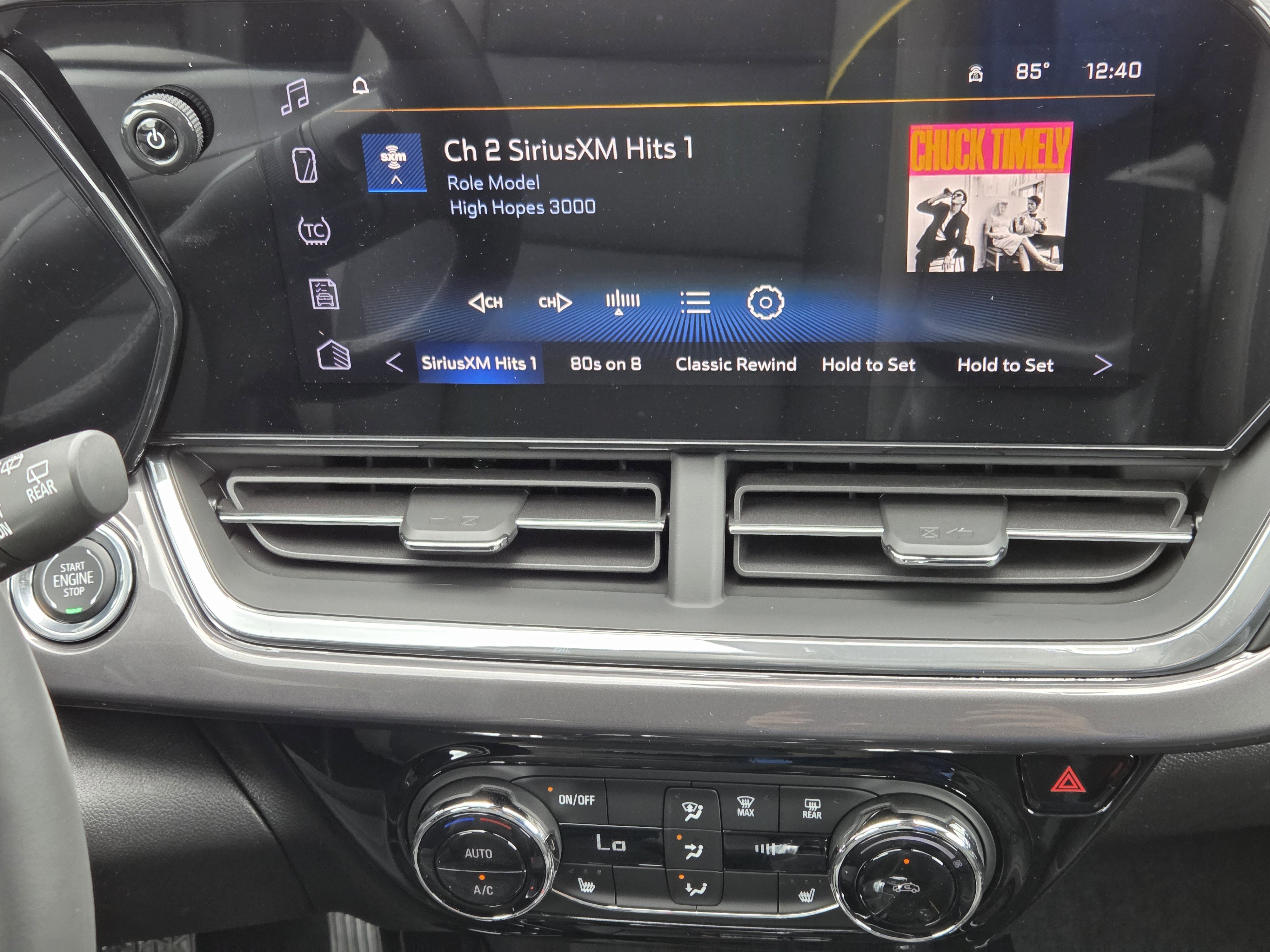 New 2026 Chevrolet Trax ACTIV w/ Sunroof Package FWD image 10