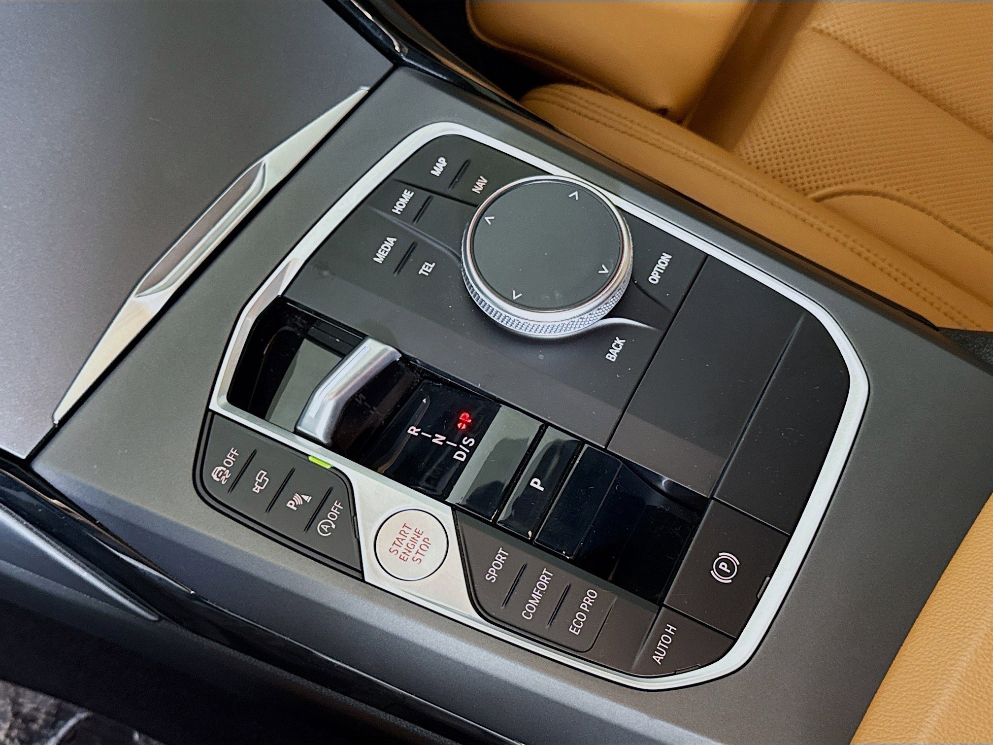 Used 2024 BMW 230i Coupe w/ Convenience Package image 20