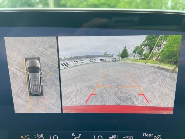 Used 2025 Buick Enclave Avenir w/ Super Cruise Package FWD image 30