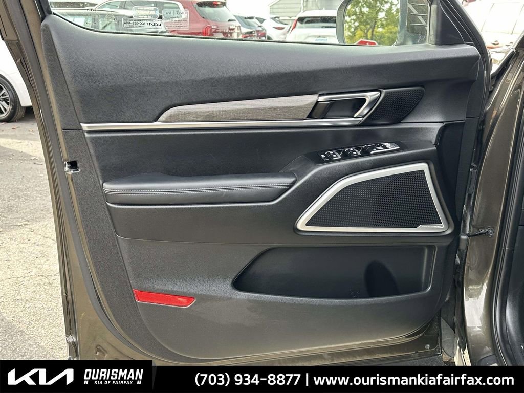 Used 2022 Kia Telluride EX w/ EX Premium Package image 24