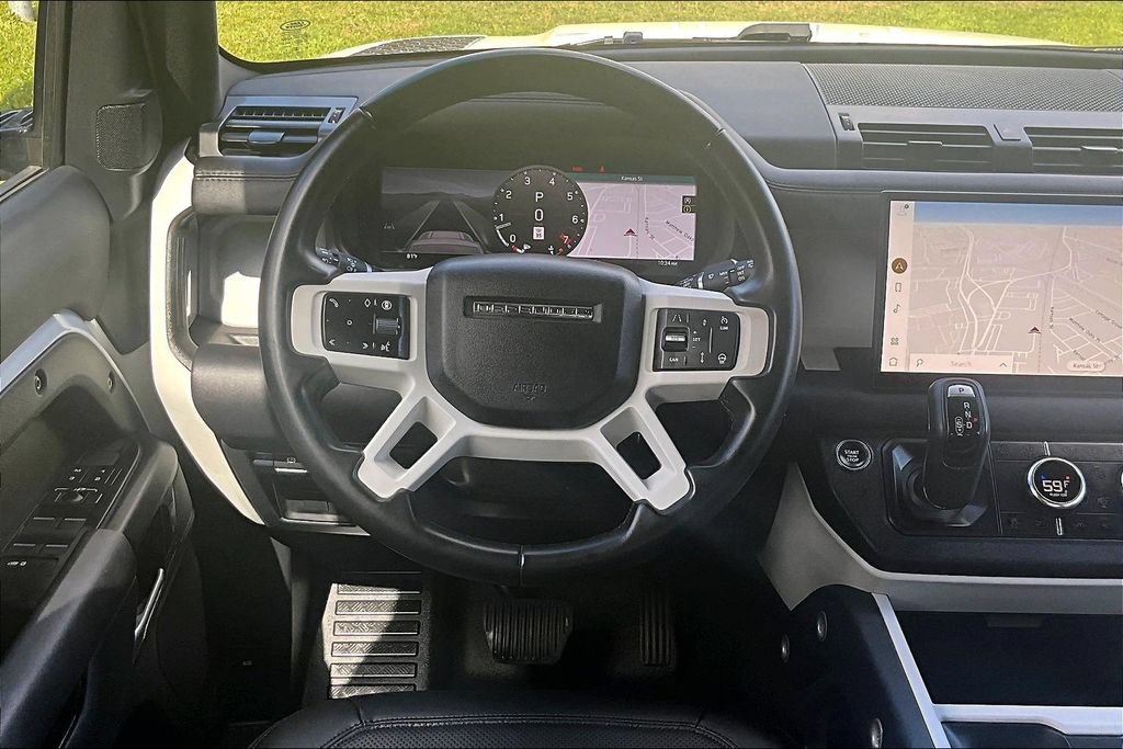 Used 2025 Land Rover Defender 110 S AWD/4WD image 7