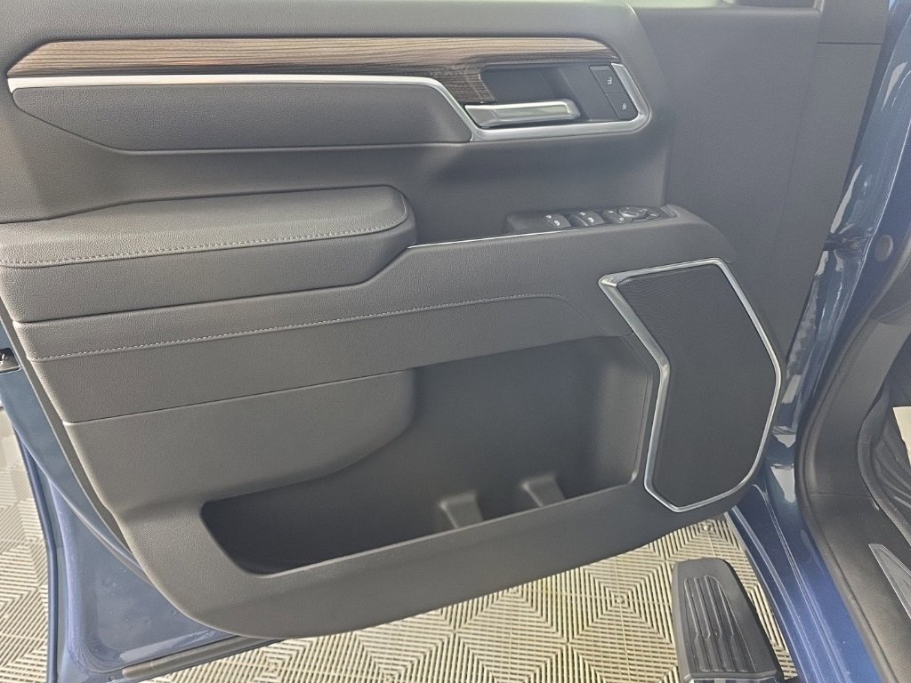 New 2025 Chevrolet Silverado 3500 LT w/ Safety Package image 14