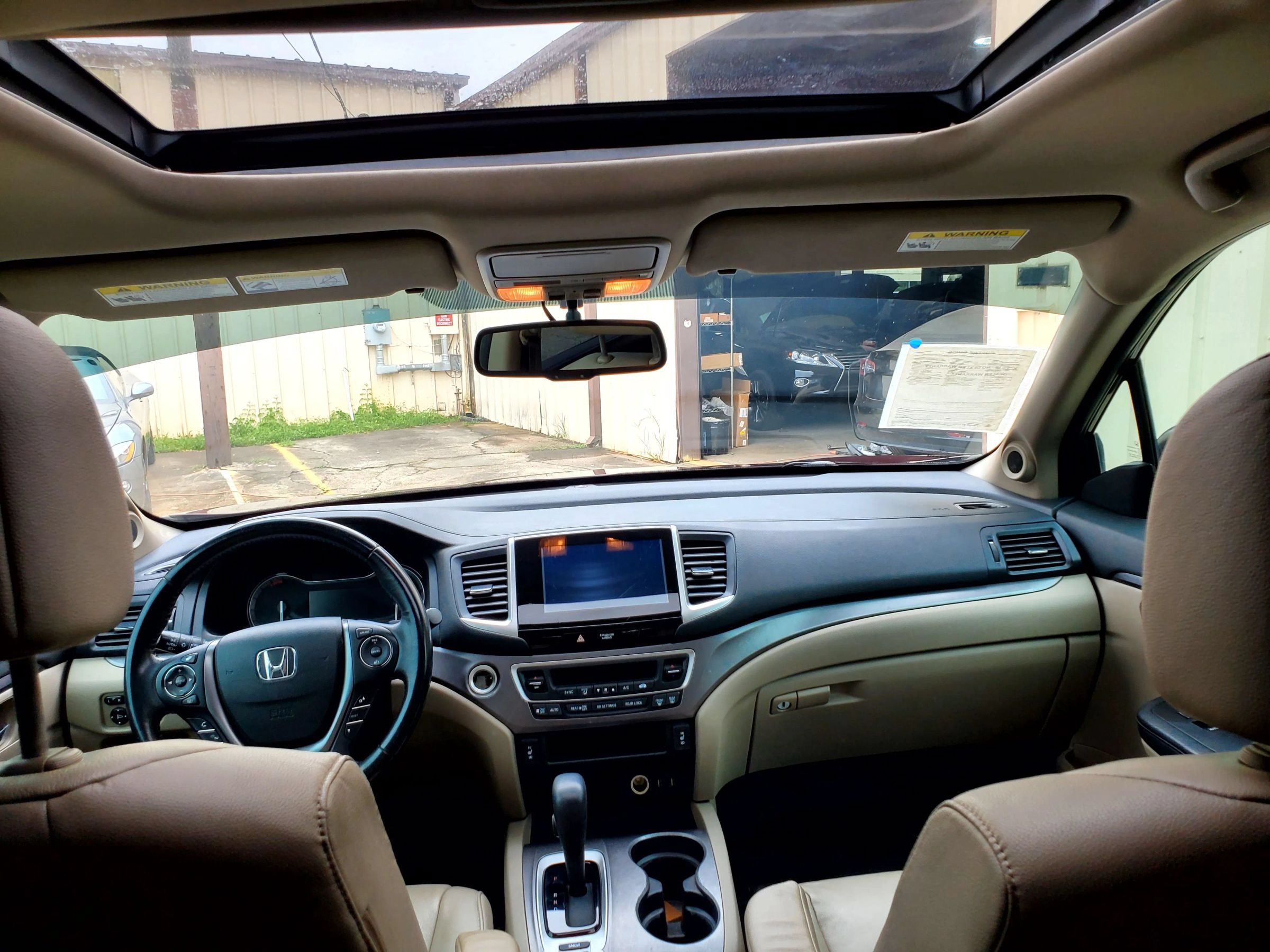 Used 2017 Honda Pilot EX-L image 2