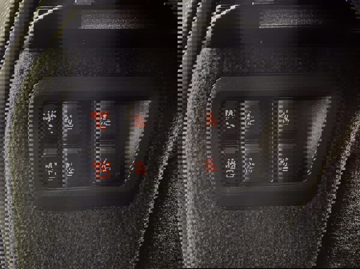 Used 2023 BMW X7 xDrive40i w/ Premium Package image 64