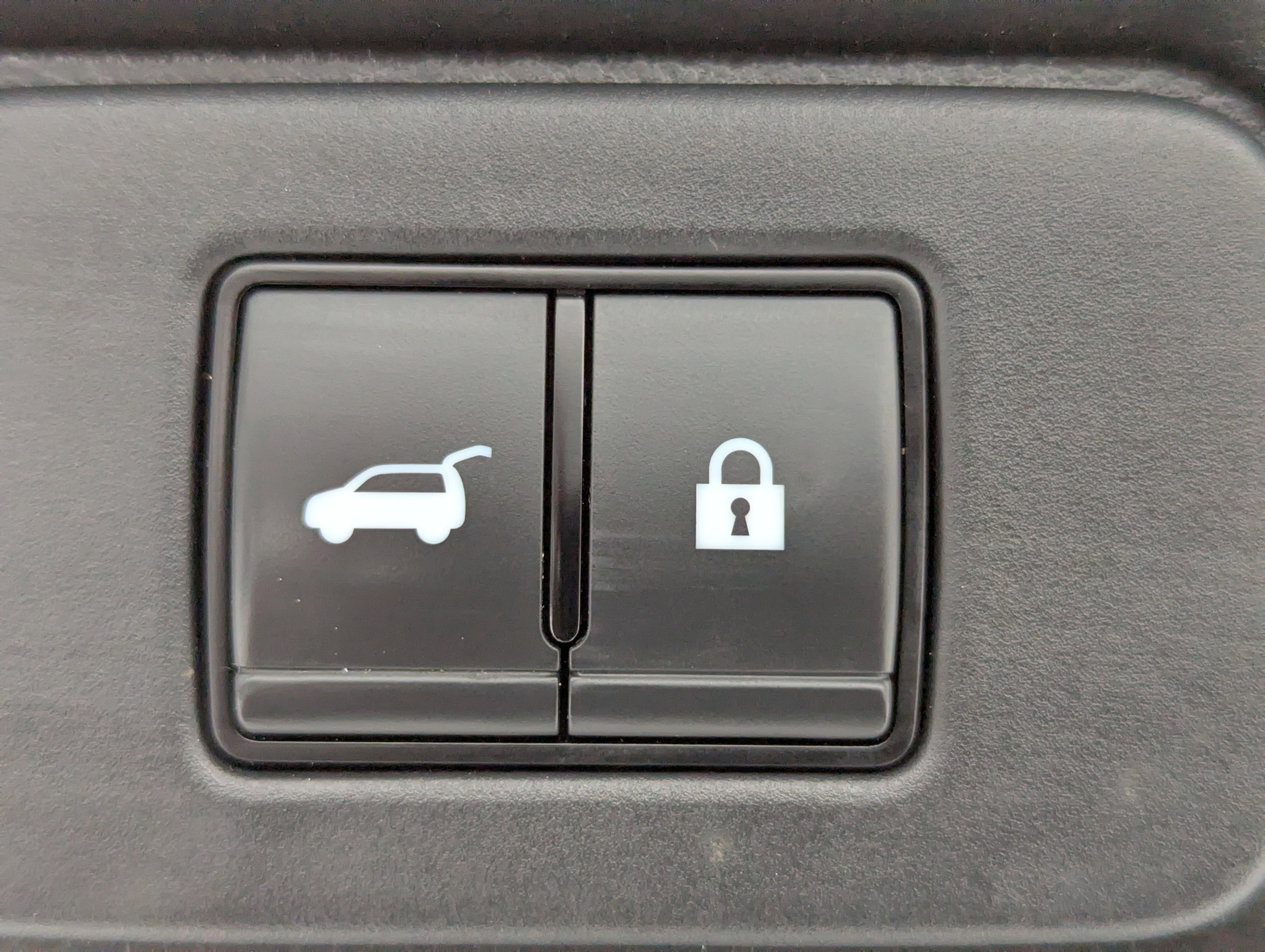 Used 2023 Nissan Rogue SV w/ SV Premium Package image 16