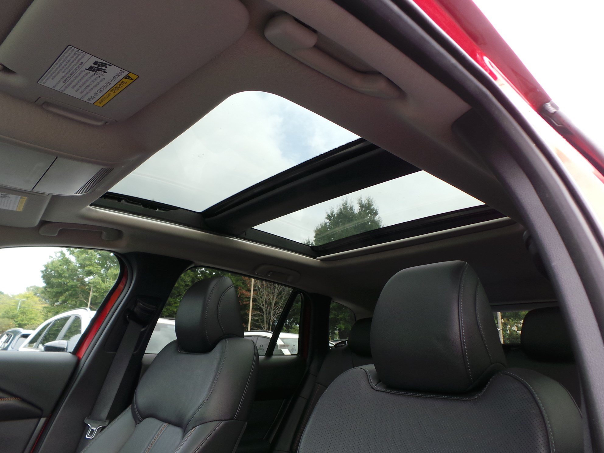 Certified 2025 MAZDA CX-50 AWD 2.5 Hybrid w/ Premium Pkg image 8