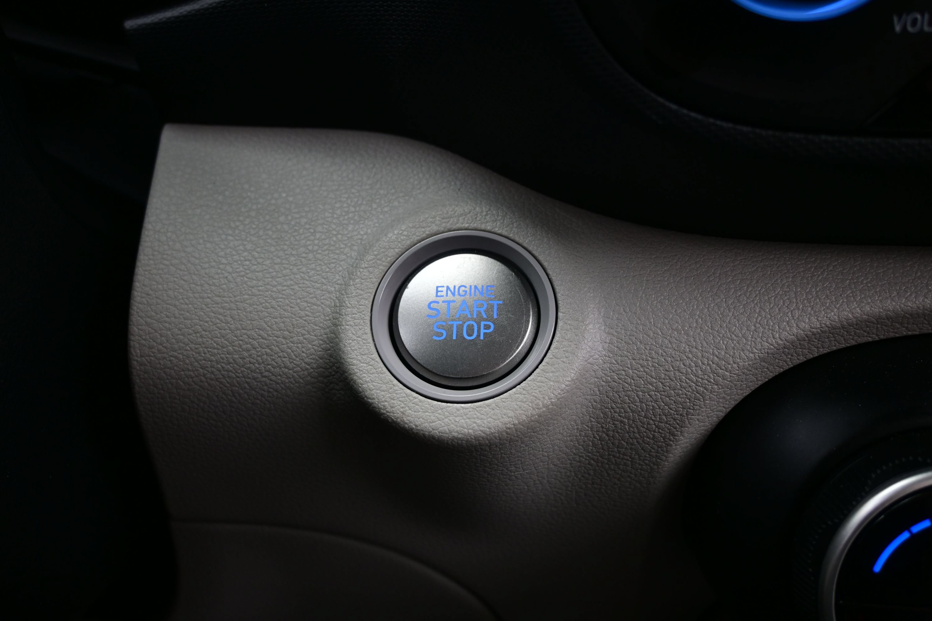 Certified 2026 Hyundai Venue SEL FWD image 23